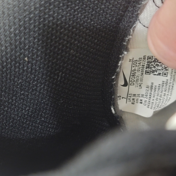 Nike dunk high women’s size 7 - Picture 10 of 11